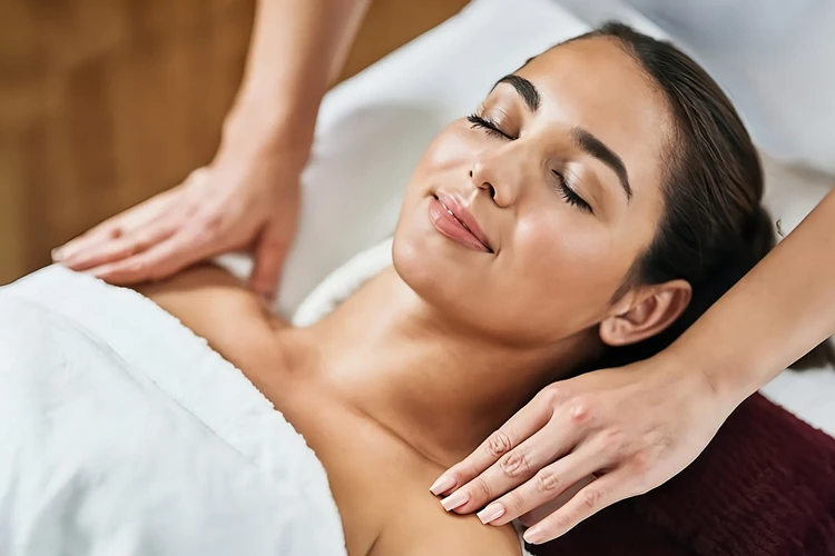 Massage Thụy Điển là gì?